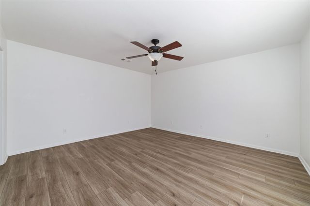 7655 S Braeswood Boulevard 44, Houston, TX 77071