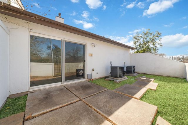 7655 S Braeswood Boulevard 44, Houston, TX 77071