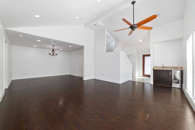 7655 S Braeswood Boulevard 44, Houston, TX 77071