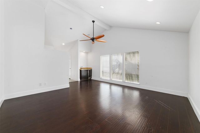 7655 S Braeswood Boulevard 44, Houston, TX 77071