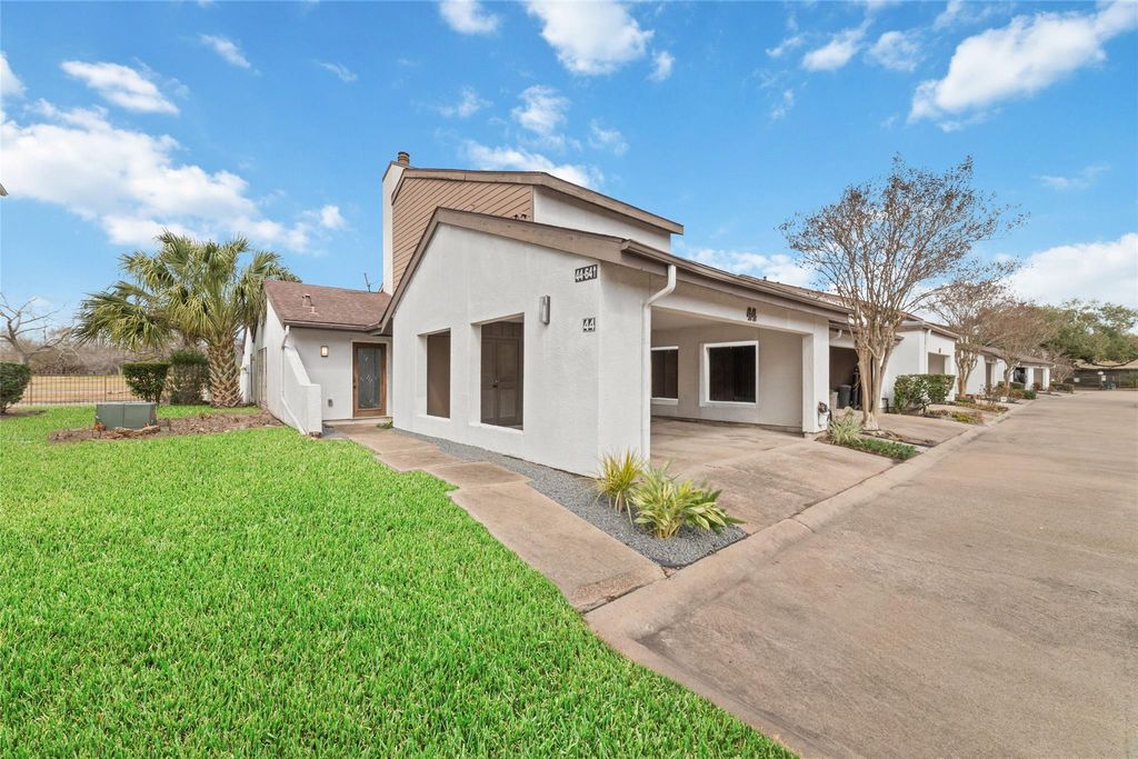 7655 S Braeswood Boulevard 44, Houston, TX 77071