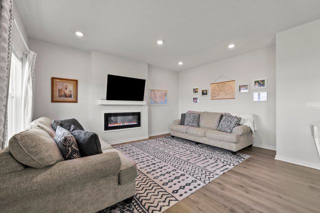 124 Avery Place, Pataskala, OH 43062