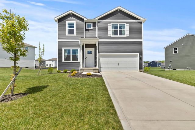 124 Avery Place, Pataskala, OH 43062