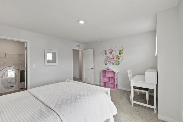 124 Avery Place, Pataskala, OH 43062