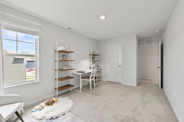 124 Avery Place, Pataskala, OH 43062
