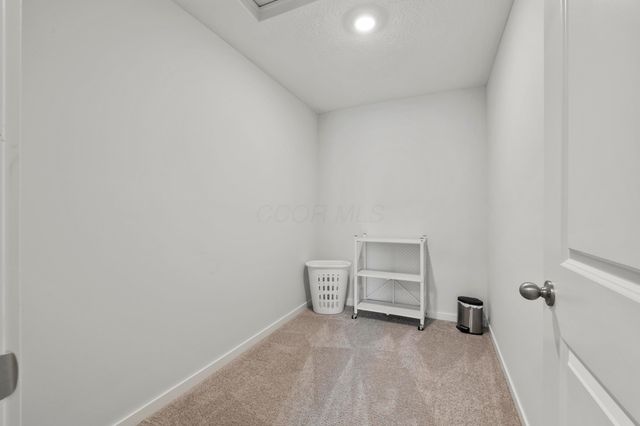 124 Avery Place, Pataskala, OH 43062