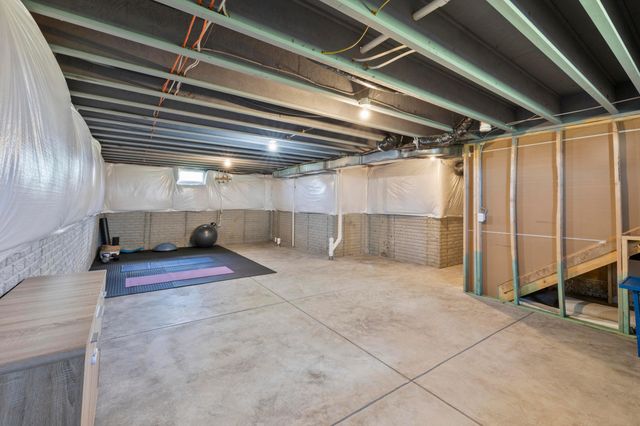 124 Avery Place, Pataskala, OH 43062