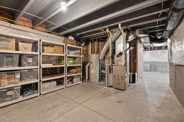124 Avery Place, Pataskala, OH 43062