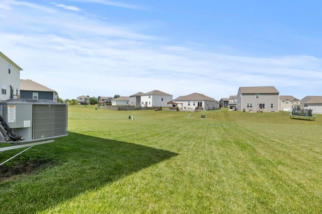 124 Avery Place, Pataskala, OH 43062