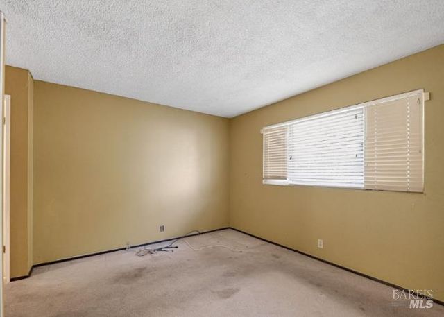 160 Radcliffe Dr, Vallejo, CA 94589