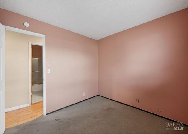 160 Radcliffe Dr, Vallejo, CA 94589