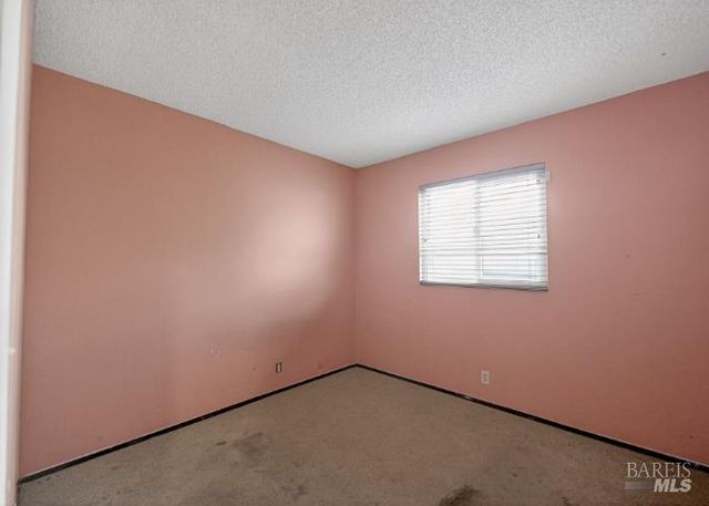 160 Radcliffe Dr, Vallejo, CA 94589