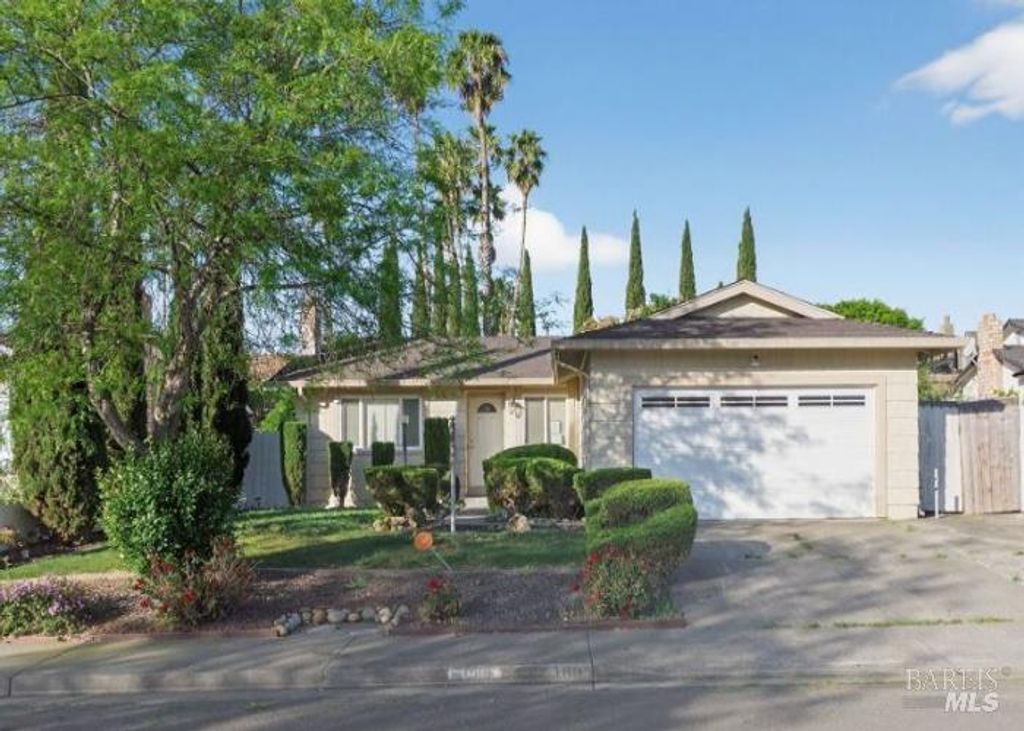 160 Radcliffe Dr, Vallejo, CA 94589
