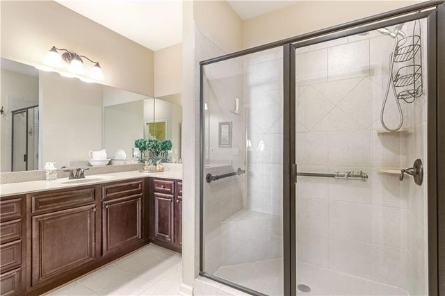 1874 Manor View NW Circle 4, Acworth, GA 30101