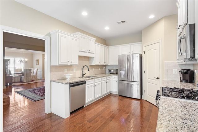 1874 Manor View NW Circle 4, Acworth, GA 30101