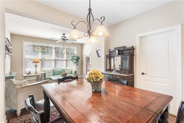 1874 Manor View NW Circle 4, Acworth, GA 30101