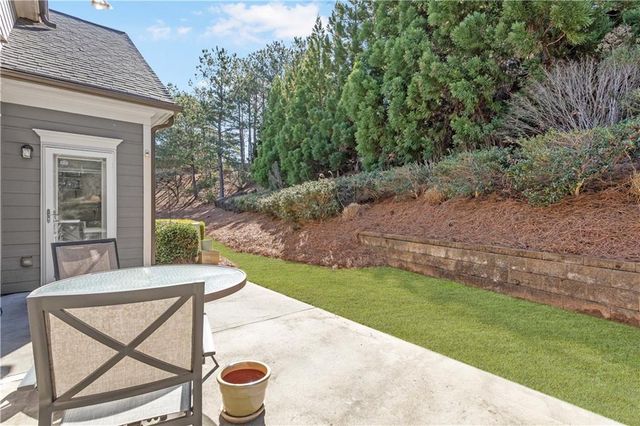 1874 Manor View NW Circle 4, Acworth, GA 30101