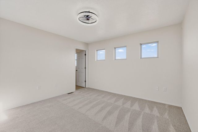 9563 Sun Dancer Drive NW, Albuquerque, NM 87114