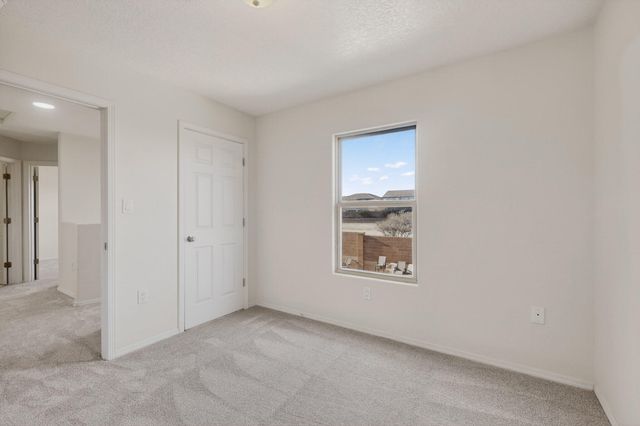 9563 Sun Dancer Drive NW, Albuquerque, NM 87114