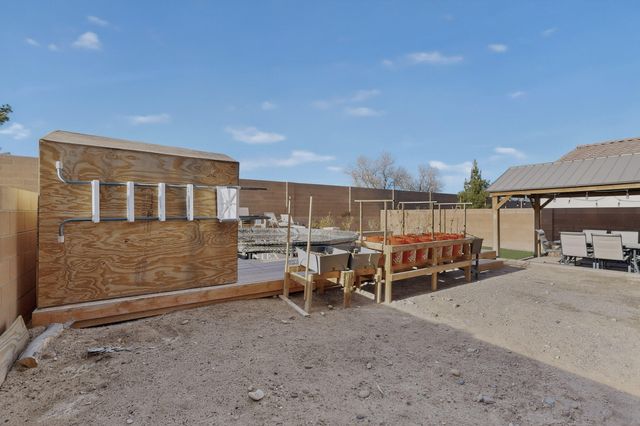 9563 Sun Dancer Drive NW, Albuquerque, NM 87114