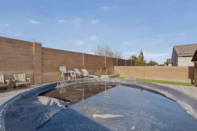 9563 Sun Dancer Drive NW, Albuquerque, NM 87114