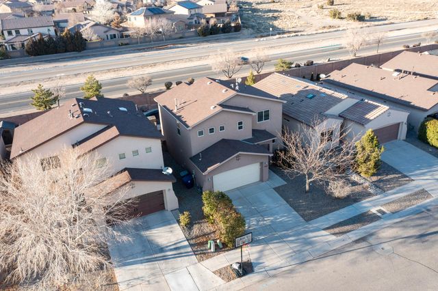 9563 Sun Dancer Drive NW, Albuquerque, NM 87114