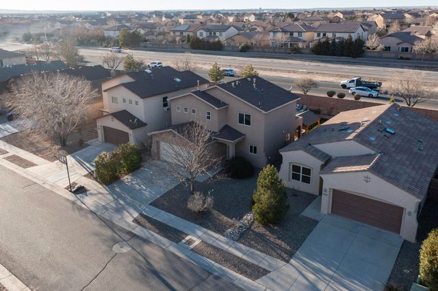 9563 Sun Dancer Drive NW, Albuquerque, NM 87114