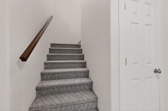 9563 Sun Dancer Drive NW, Albuquerque, NM 87114