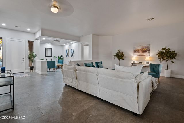 10744 E Mica Meadow Drive, Tucson, AZ 85748