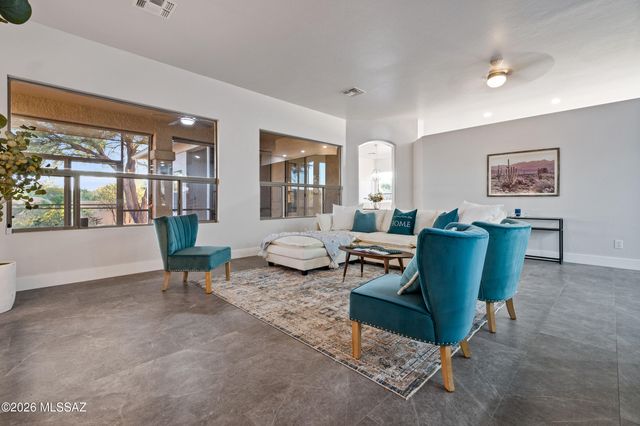 10744 E Mica Meadow Drive, Tucson, AZ 85748