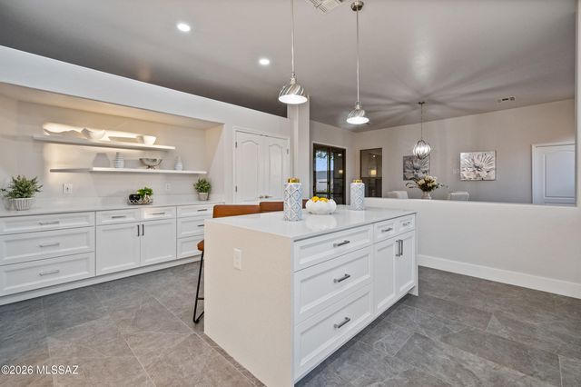 10744 E Mica Meadow Drive, Tucson, AZ 85748