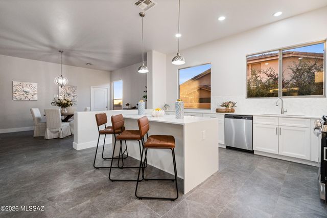 10744 E Mica Meadow Drive, Tucson, AZ 85748