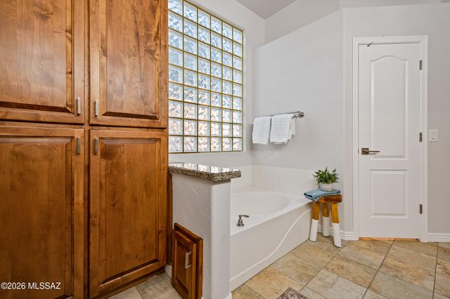 10744 E Mica Meadow Drive, Tucson, AZ 85748