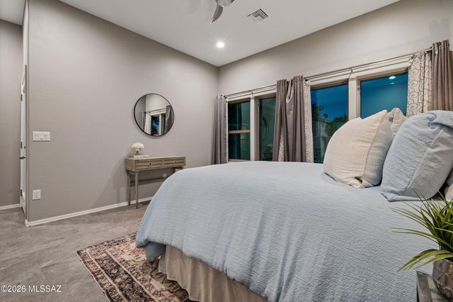 10744 E Mica Meadow Drive, Tucson, AZ 85748