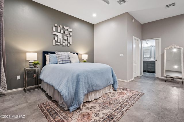 10744 E Mica Meadow Drive, Tucson, AZ 85748