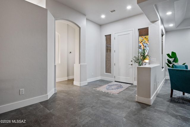 10744 E Mica Meadow Drive, Tucson, AZ 85748