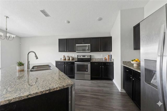 10120 CARP HOLLOW ROAD, Sun City Center, FL 33573