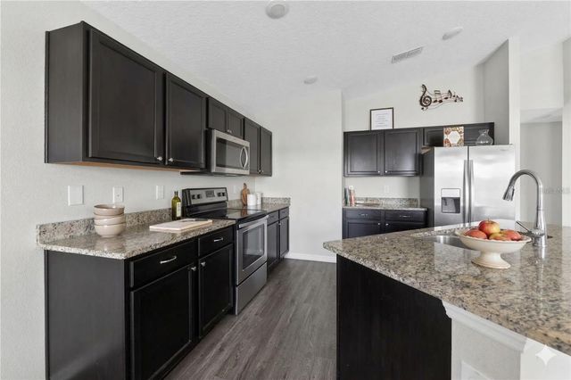 10120 CARP HOLLOW ROAD, Sun City Center, FL 33573