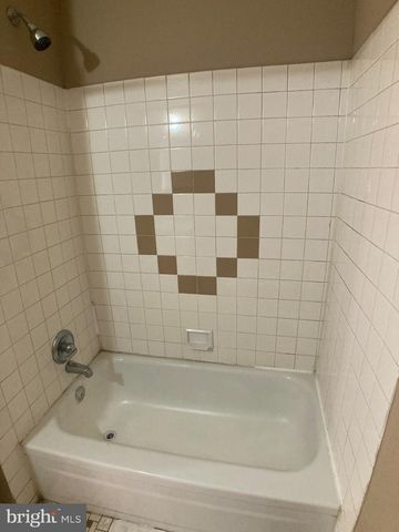 652 N SICKELS ST, Philadelphia, PA 19131