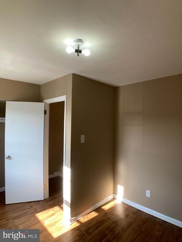 652 N SICKELS ST, Philadelphia, PA 19131