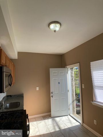 652 N SICKELS ST, Philadelphia, PA 19131