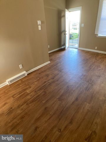 652 N SICKELS ST, Philadelphia, PA 19131