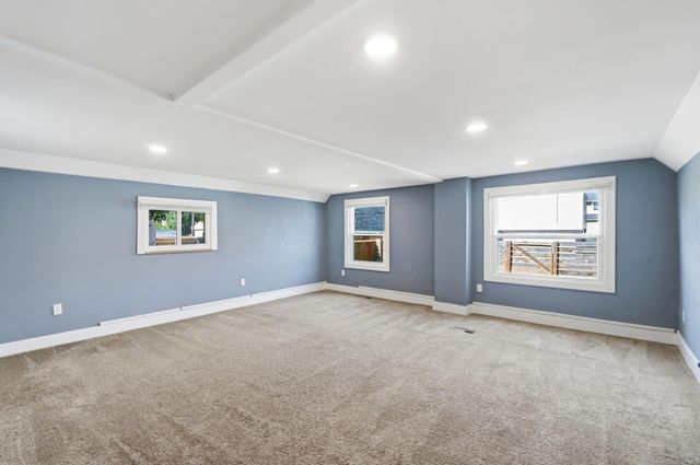 215 Brehl Avenue, Columbus, OH 43222