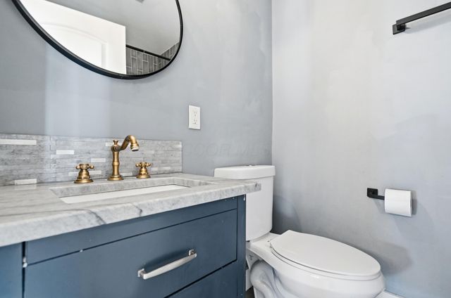 215 Brehl Avenue, Columbus, OH 43222