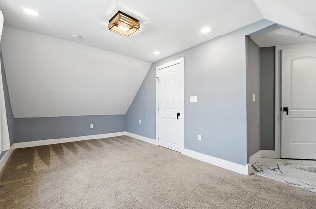 215 Brehl Avenue, Columbus, OH 43222