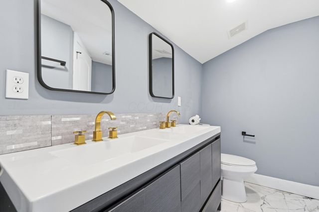 215 Brehl Avenue, Columbus, OH 43222