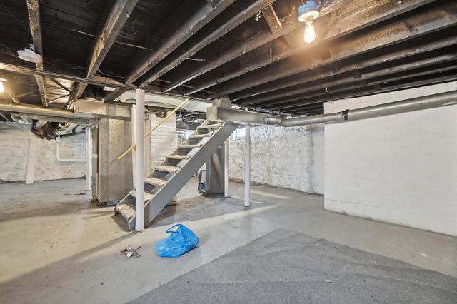 215 Brehl Avenue, Columbus, OH 43222