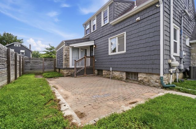215 Brehl Avenue, Columbus, OH 43222