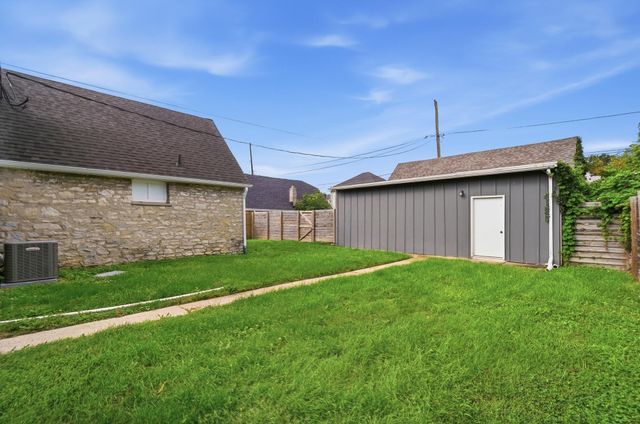 215 Brehl Avenue, Columbus, OH 43222