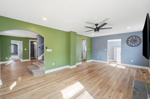 215 Brehl Avenue, Columbus, OH 43222